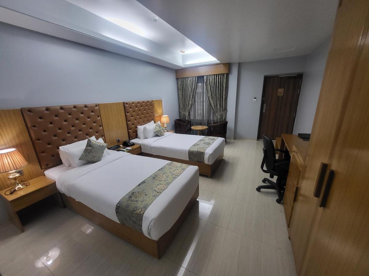 Momo Inn Bogra ภายนอก รูปภาพ