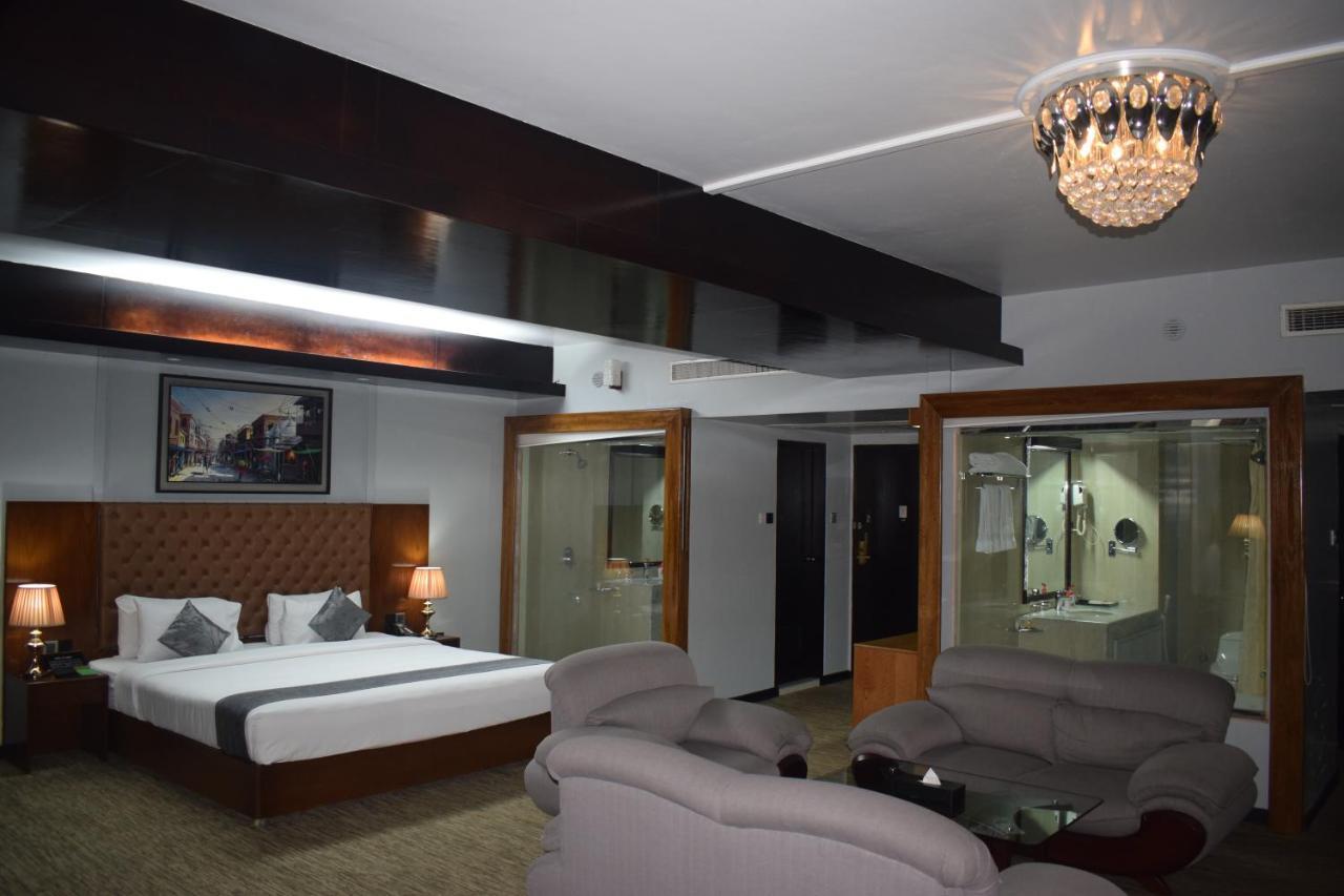 Momo Inn Bogra ภายนอก รูปภาพ